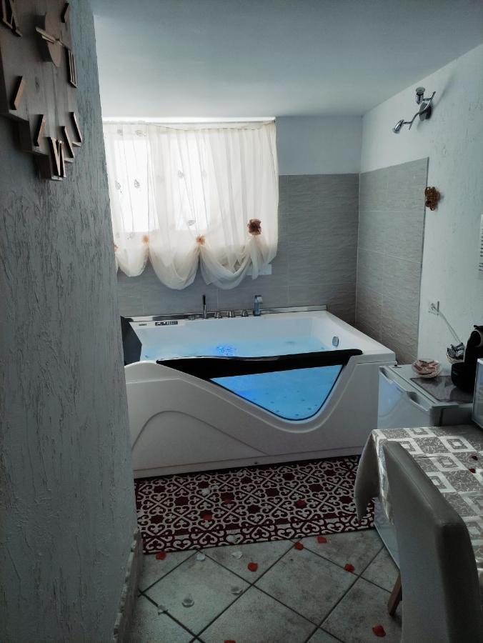 26 Suite Home Ostuni Exteriér fotografie